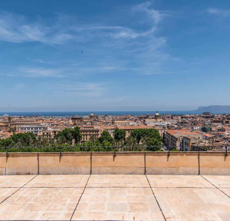 Panoramic terrace